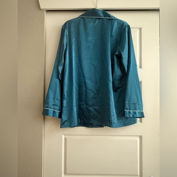 Teal Satin Pajama Set - Picture 4 of 7
